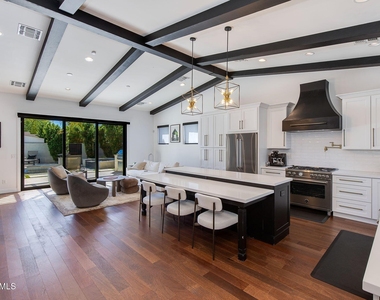 3443 E Campbell Avenue - Photo Thumbnail 1