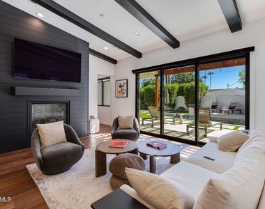 3443 E Campbell Avenue - Photo Thumbnail 5