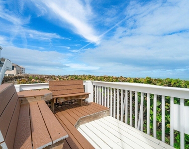 1457 Ne Ocean Boulevard - Photo Thumbnail 26