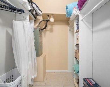 1457 Ne Ocean Boulevard - Photo Thumbnail 16
