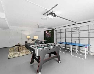 228 Flagler Lane - Photo Thumbnail 6