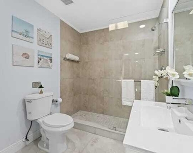 228 Flagler Lane - Photo Thumbnail 8