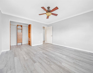 2591 Ne 55th Court - Photo Thumbnail 12