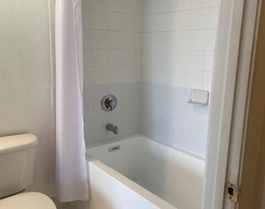 1801 N Flagler Drive - Photo Thumbnail 8