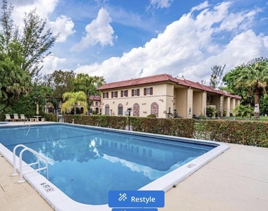 3056 Riverside Drive - Photo Thumbnail 32