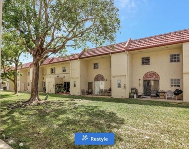 3056 Riverside Drive - Photo Thumbnail 27