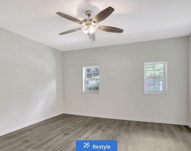 3056 Riverside Drive - Photo Thumbnail 23