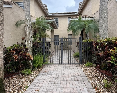 6769 Montego Bay Boulevard - Photo Thumbnail 30
