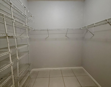 6769 Montego Bay Boulevard - Photo Thumbnail 18
