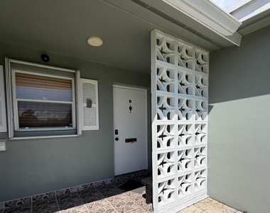 735 High Point Boulevard N - Photo Thumbnail 1