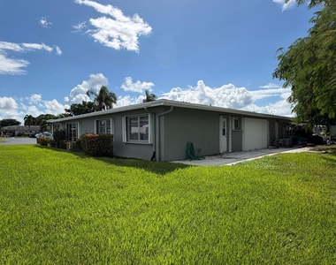735 High Point Boulevard N - Photo Thumbnail 12