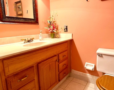 735 High Point Boulevard N - Photo Thumbnail 6