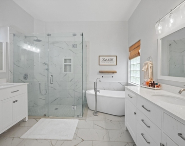 1610 Lakefield North Court - Photo Thumbnail 19