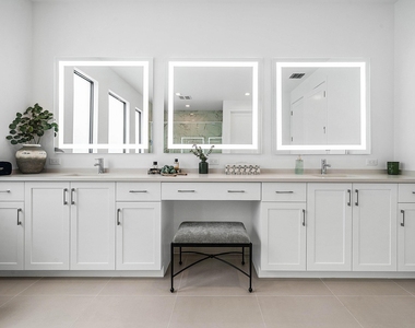 9366 Tangerine Coast Drive - Photo Thumbnail 18