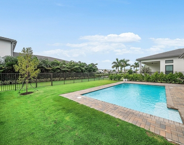 9366 Tangerine Coast Drive - Photo Thumbnail 30