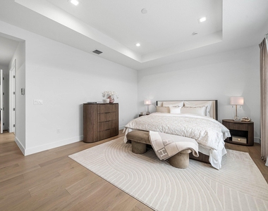 9366 Tangerine Coast Drive - Photo Thumbnail 16