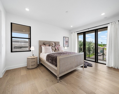 9366 Tangerine Coast Drive - Photo Thumbnail 24