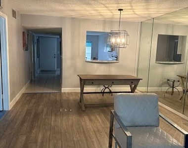 13283 Pineapple Palm Court - Photo Thumbnail 6