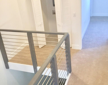 4510 Nw 8th Court - Photo Thumbnail 15