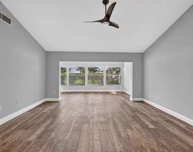 568 Sw 28th Avenue - Photo Thumbnail 15