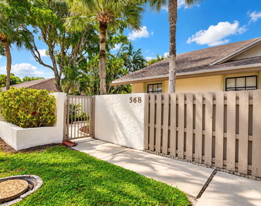 568 Sw 28th Avenue - Photo Thumbnail 4