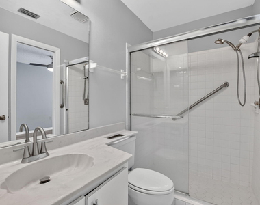 568 Sw 28th Avenue - Photo Thumbnail 41