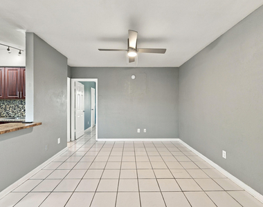 1300 Se 1st Street - Photo Thumbnail 13