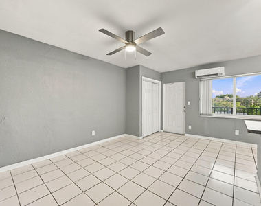1300 Se 1st Street - Photo Thumbnail 14