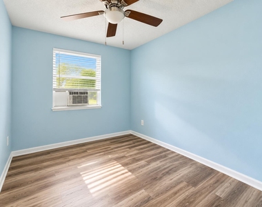 104 21st Street Se - Photo Thumbnail 6