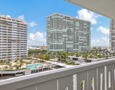 2100 S Ocean Drive - Photo Thumbnail 39