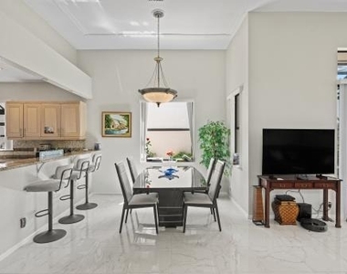 4465 Barclay Fair Way - Photo Thumbnail 11
