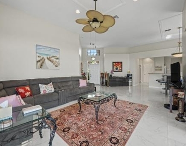 4465 Barclay Fair Way - Photo Thumbnail 7