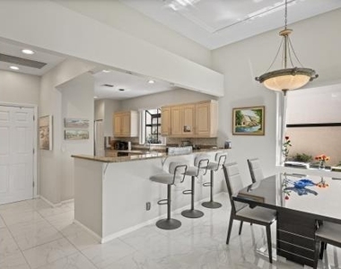 4465 Barclay Fair Way - Photo Thumbnail 13