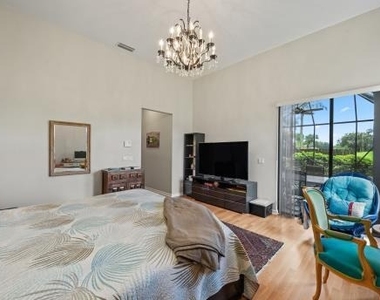 4465 Barclay Fair Way - Photo Thumbnail 17