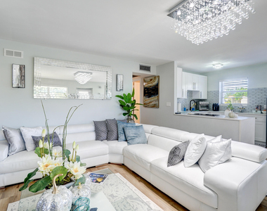 203 S Windsor I - Photo Thumbnail 9