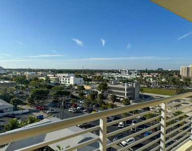 2900 Ne 30th Street - Photo Thumbnail 24