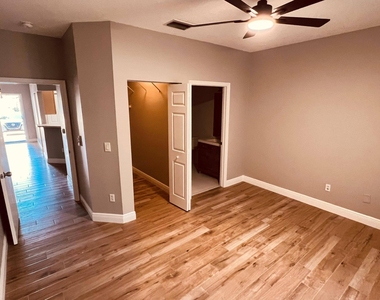 4737 Sw 13th Court - Photo Thumbnail 14