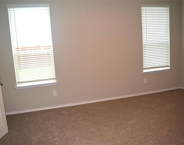 724 Rubicon Road - Photo Thumbnail 14