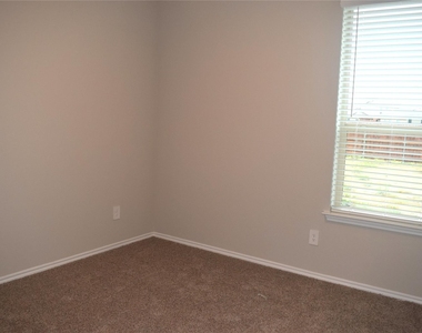 724 Rubicon Road - Photo Thumbnail 24