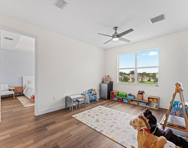 9594 Brook Isles Avenue - Photo Thumbnail 34