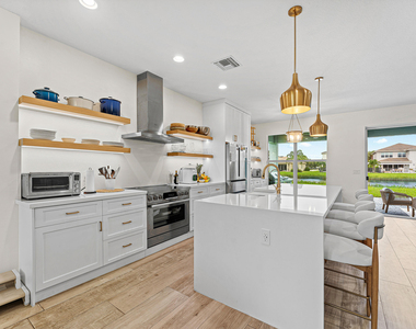 9594 Brook Isles Avenue - Photo Thumbnail 2