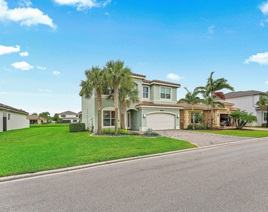 9594 Brook Isles Avenue - Photo Thumbnail 4