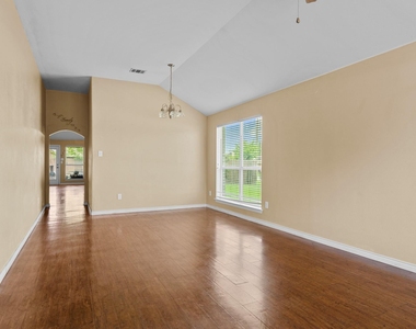 100 Lipan Street - Photo Thumbnail 30