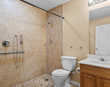 100 Lipan Street - Photo Thumbnail 22