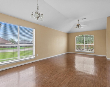 100 Lipan Street - Photo Thumbnail 27
