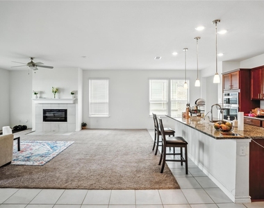 604 Bronze Forest Drive - Photo Thumbnail 14