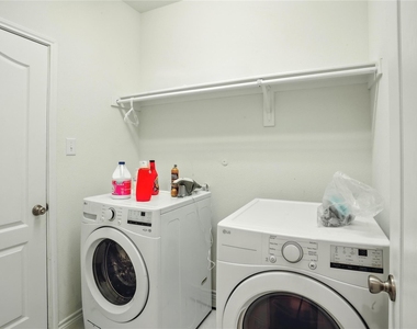 604 Bronze Forest Drive - Photo Thumbnail 27
