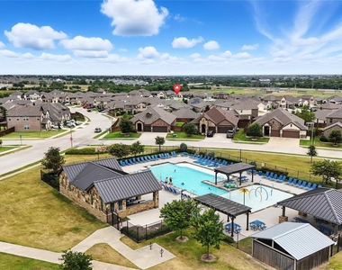 604 Bronze Forest Drive - Photo Thumbnail 31