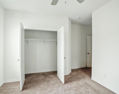 604 Bronze Forest Drive - Photo Thumbnail 26