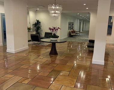 3883 Turtle Creek Boulevard - Photo Thumbnail 1